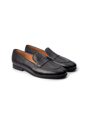 Penny loafer with cord stitching on the vamp