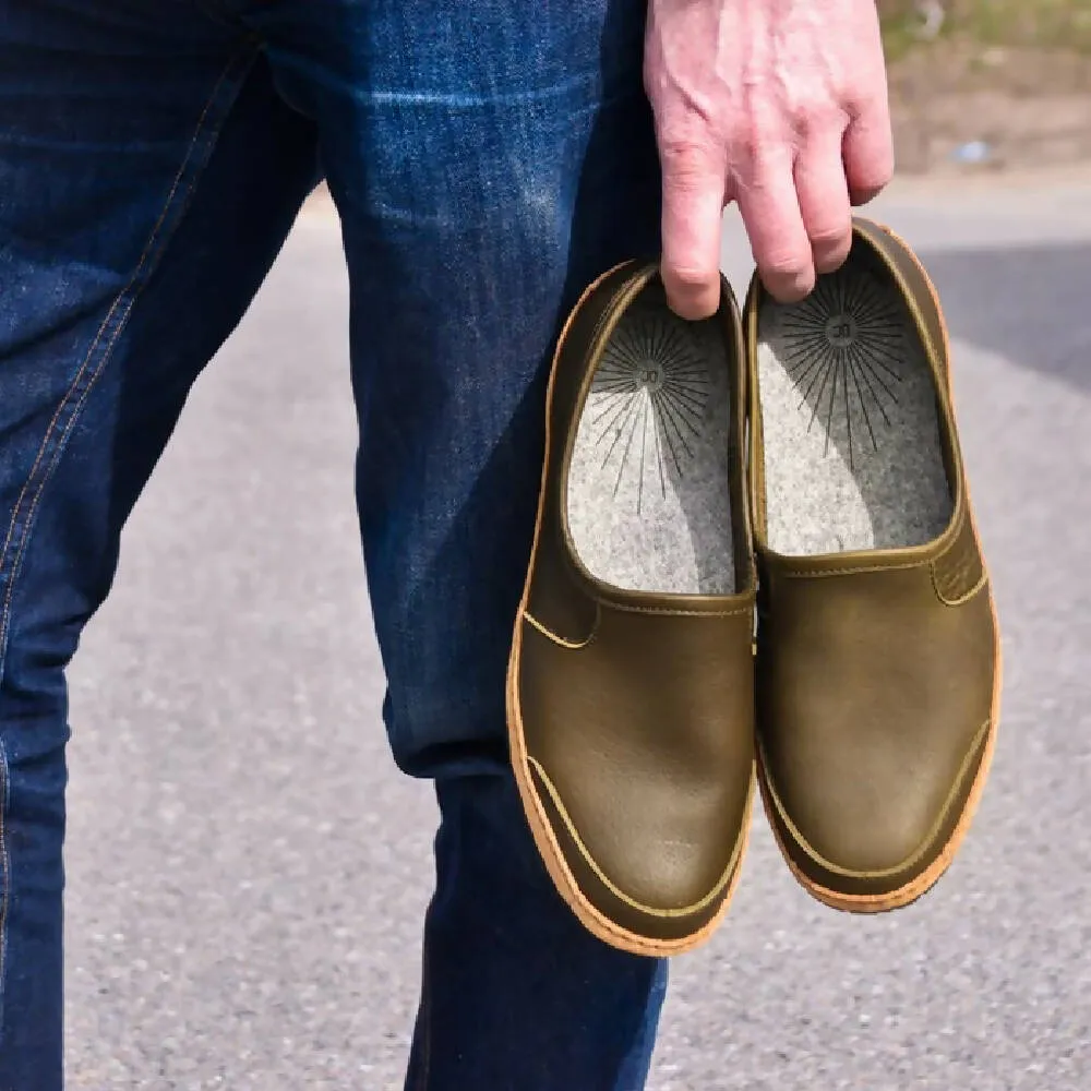 Vermont House Shoes: Loafer - Olive